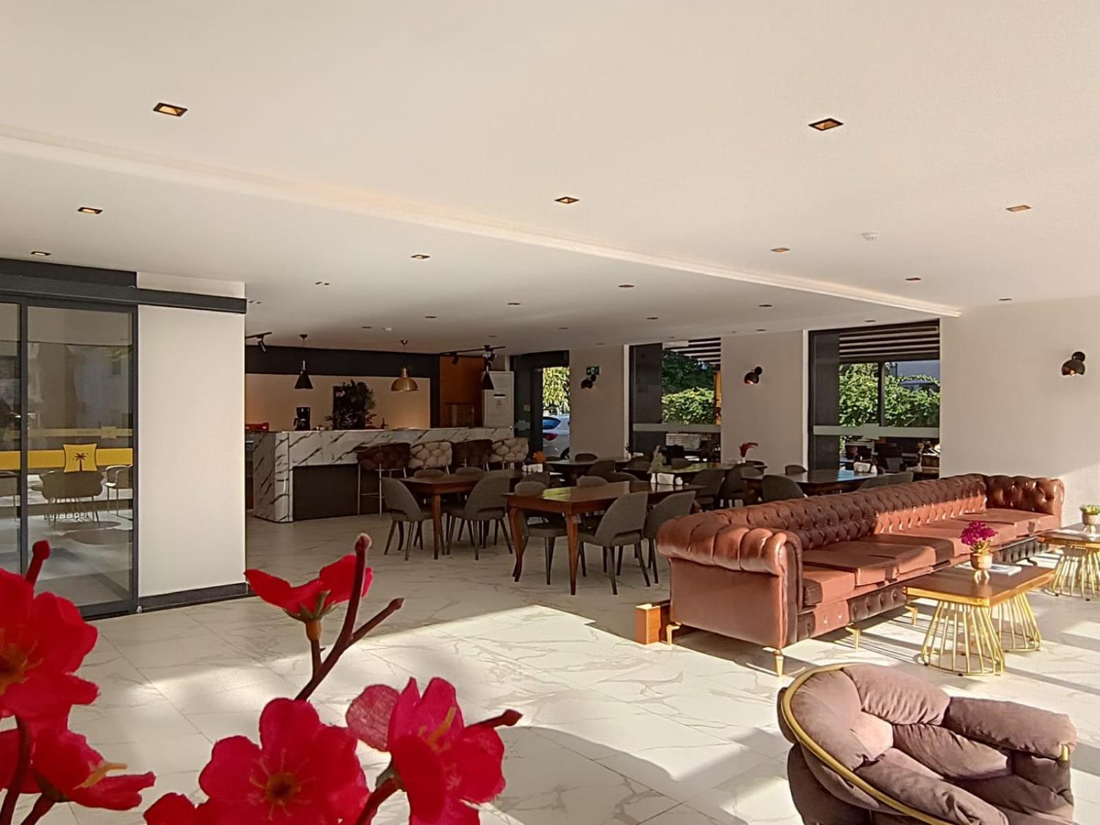 Comfy Otel Antalya Lara Exterior photo