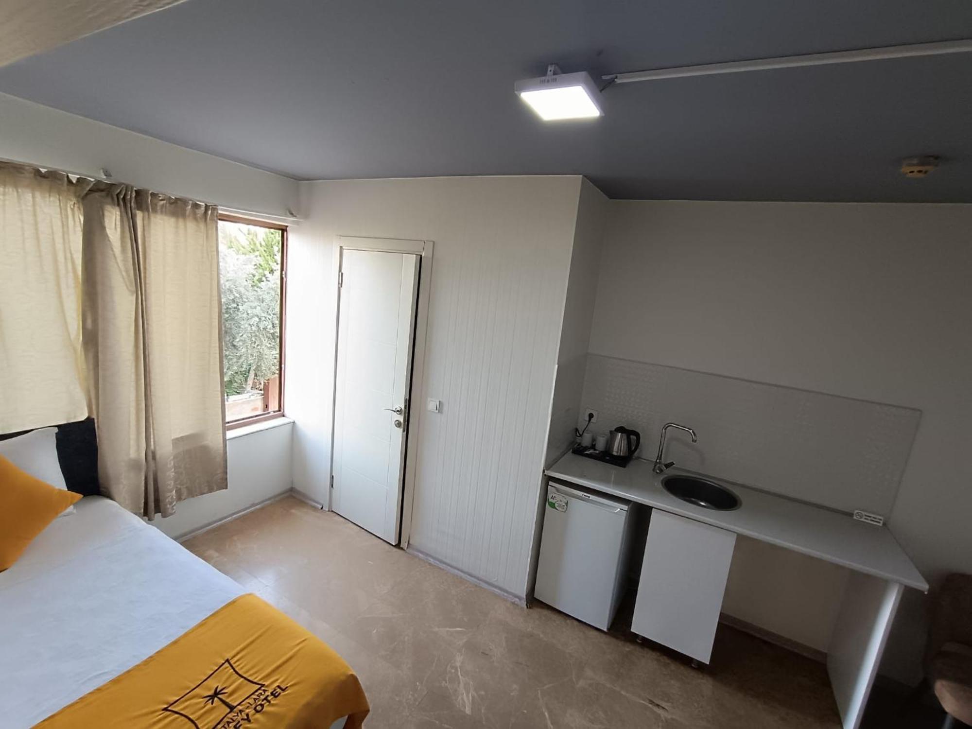 Comfy Otel Antalya Lara Exterior photo